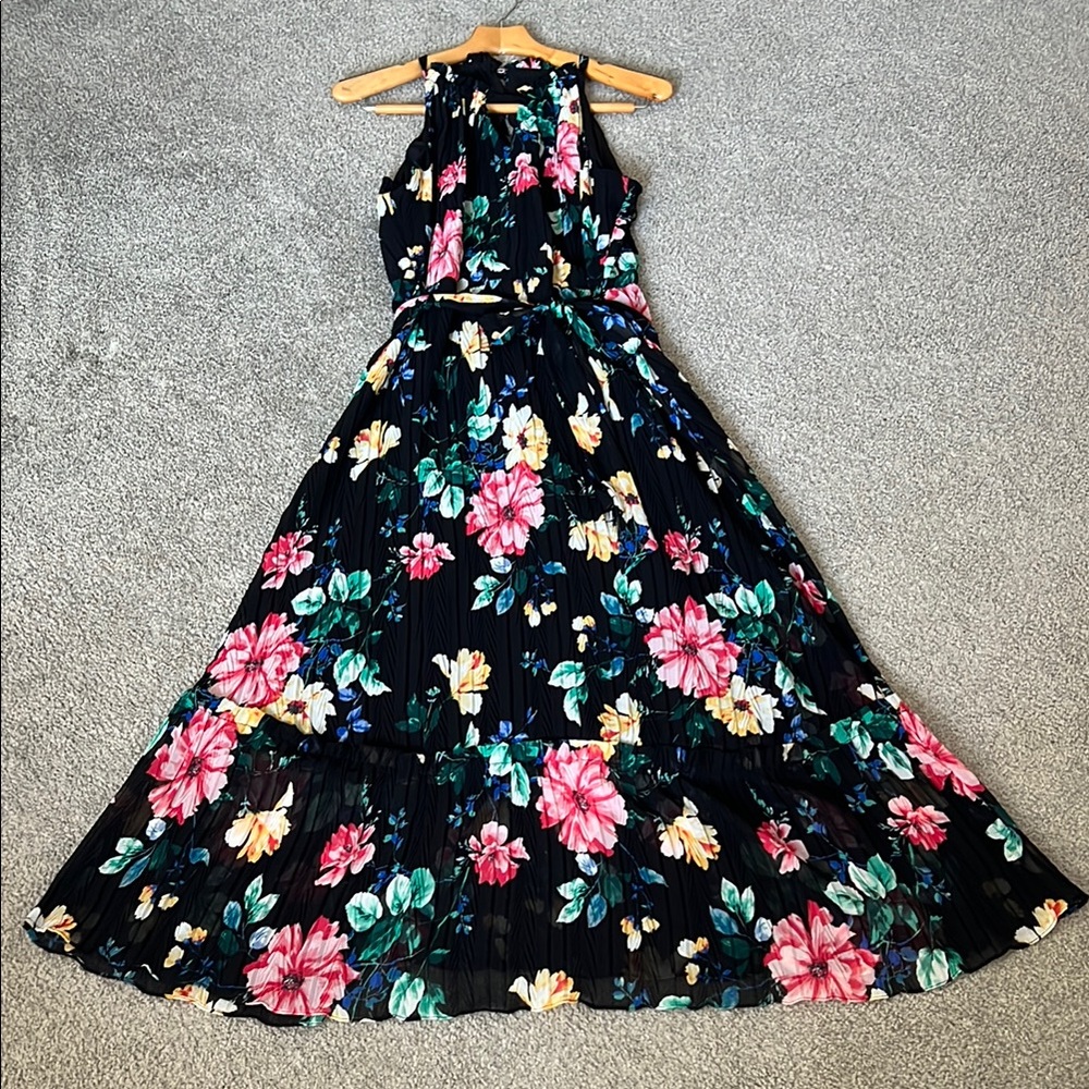Kensie Black Floeal Pleated Maxi Dress Halter Wedding Guest